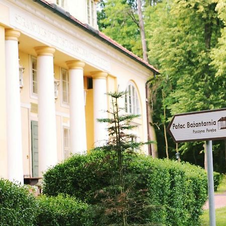 Palac Bazantarnia Пщина Екстериор снимка